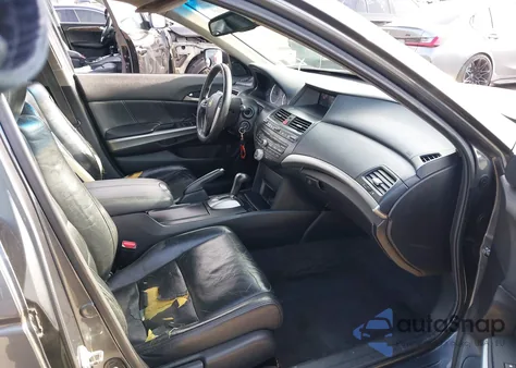 2008 Honda Accord 2.4 Ex-L z USA, uszkodzony, nr VIN 1HGCP26808A071840